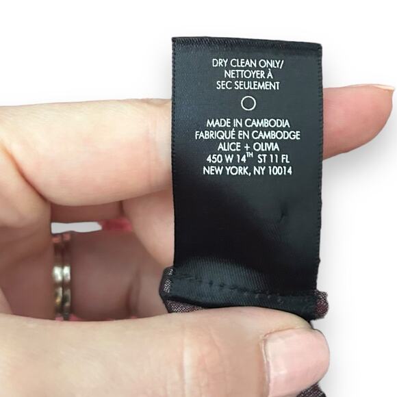 Alice + Olivia Desiree Velvet Effect Blouse Silk Blend Red Black Small Women’s - Picture 8 of 10